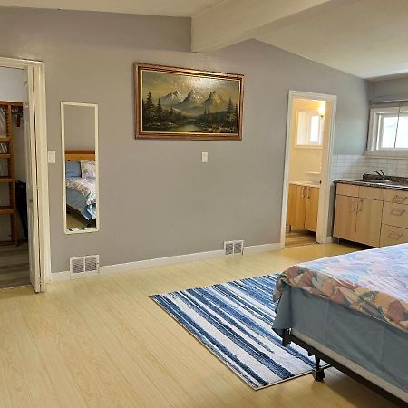 Whole Suite To Yourself At Coquitlam Centre! Port Coquitlam Exterior foto